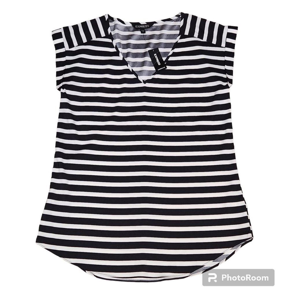 Express Small Short Sleeve Shirt NWT